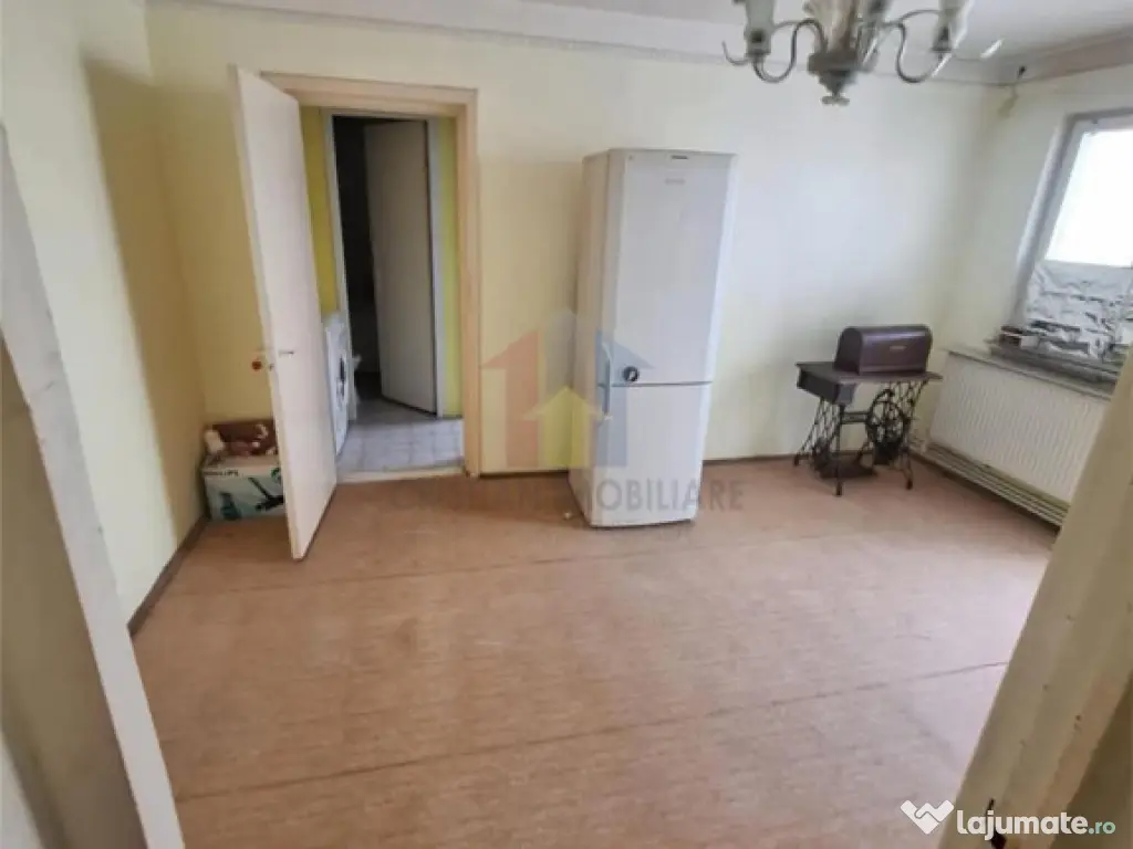 Ap 2 camere, Viziru 1, 40mp Etaj3 LIBER