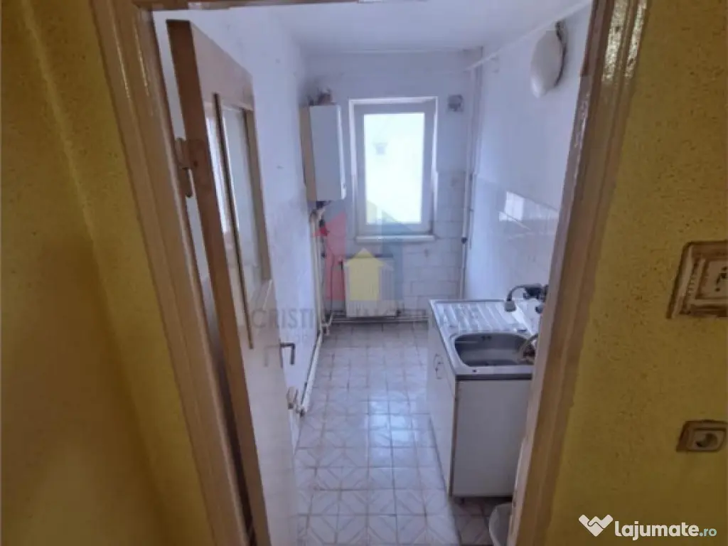 Ap 2 camere, Viziru 1, 40mp Etaj3 LIBER