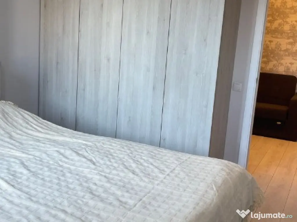 Garsoniera de inchiriat in zona Calea Victoriei 