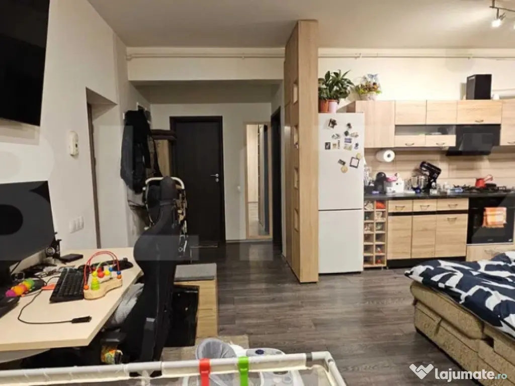 Apartament cu 2 camere, tip studio, modern, în zona Stupini