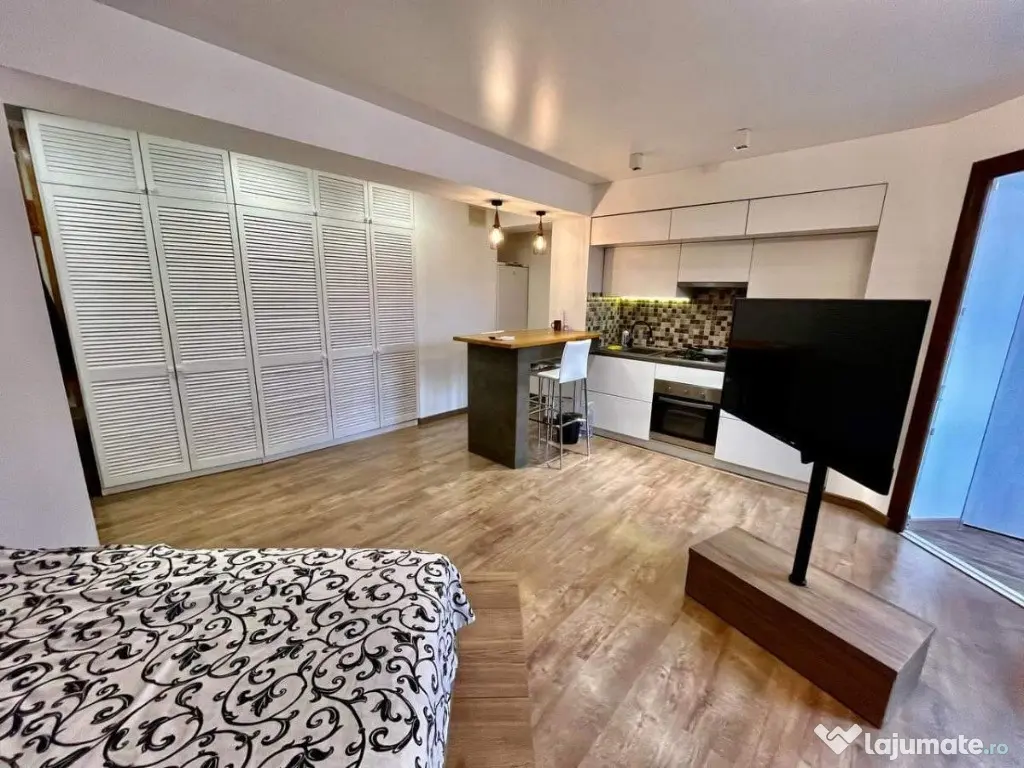 Garsoniera de inchiriat in zona Stefan Cel Mare