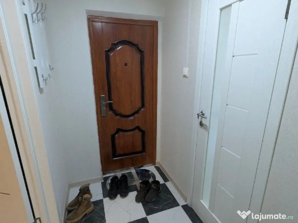 Garsoniera de inchiriat in zona Berceni