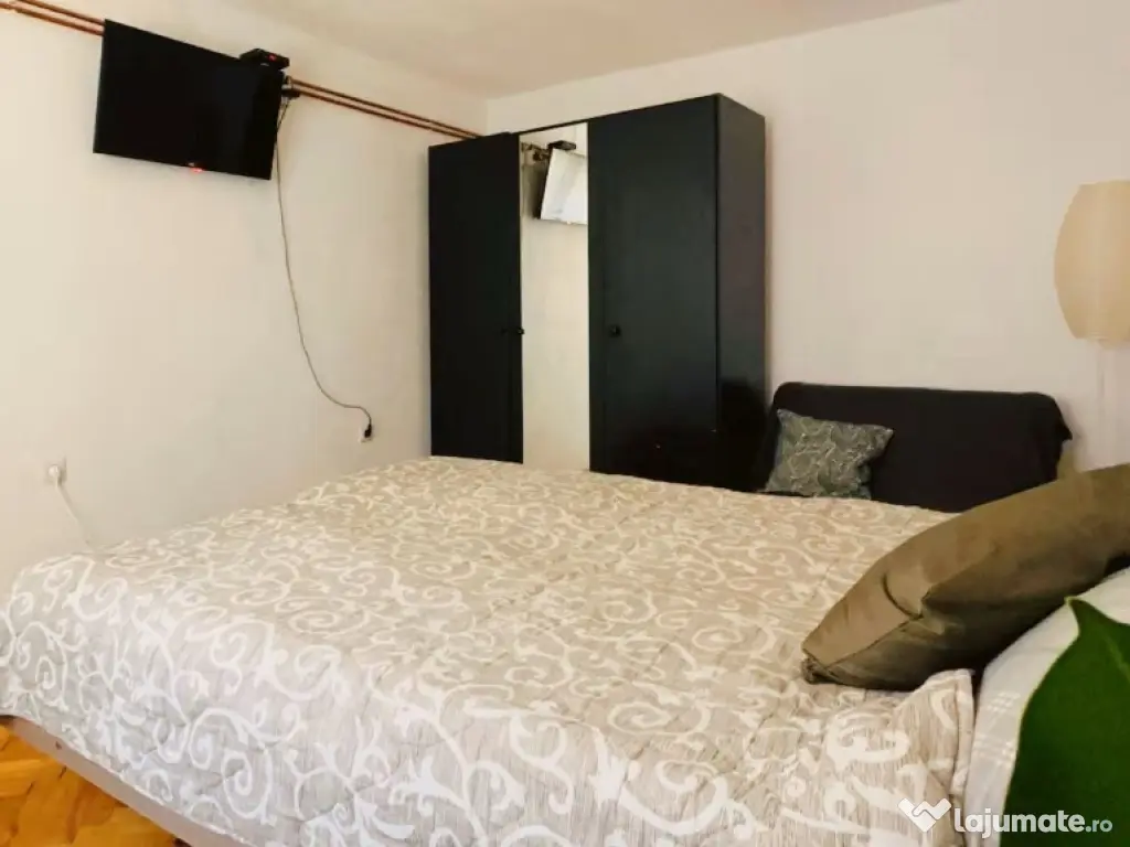 Garsoniera de inchiriat in zona Dristor