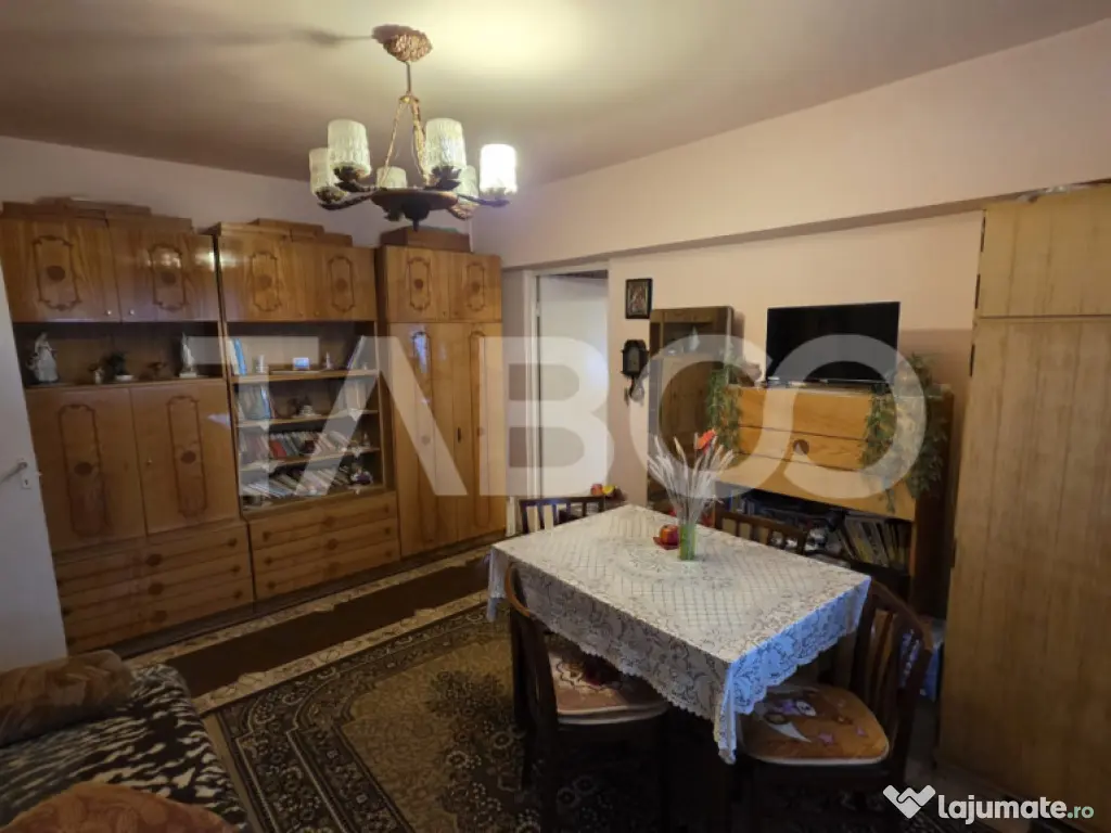 Apartament cu 2 camere de vanzare zona Ciserom 