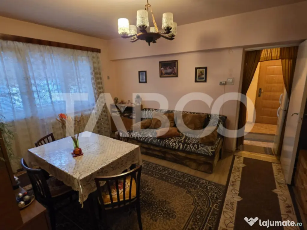 Apartament cu 2 camere de vanzare zona Ciserom 