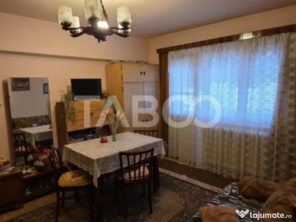 Apartament cu 2 camere de vanzare zona Ciserom 