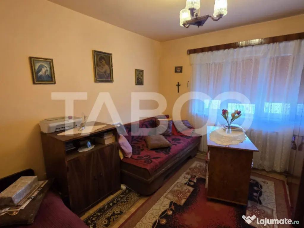 Apartament cu 2 camere de vanzare zona Ciserom 