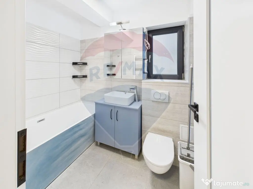 Apartament cu 3 camere de vânzare în zona Lujerului 