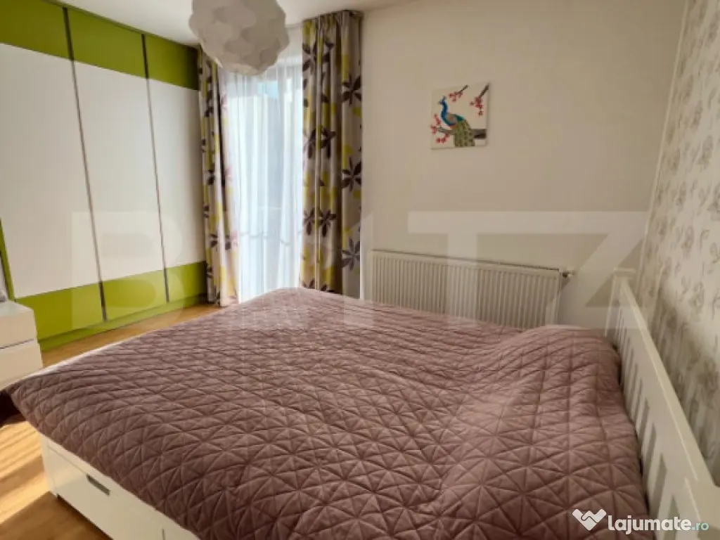 Casă pe o stradă privată în Făget cu teren și panoram? 