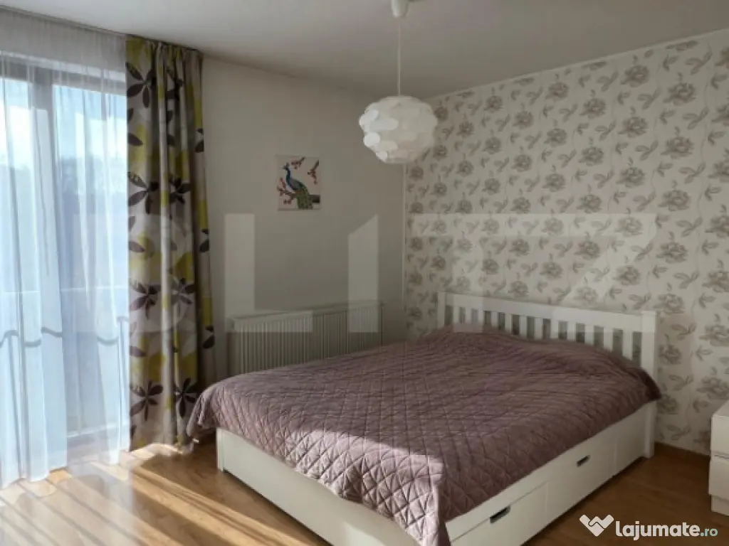 Casă pe o stradă privată în Făget cu teren și panoram? 