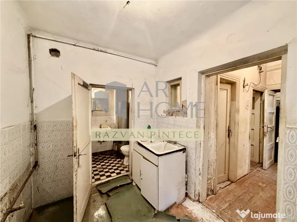 Apartament 2 camere in vila, curte, zona AFI Palace, Ploiest 