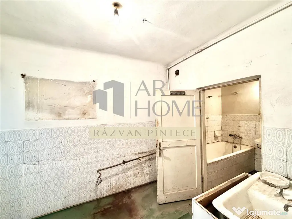 Apartament 2 camere in vila, curte, zona AFI Palace, Ploiest 