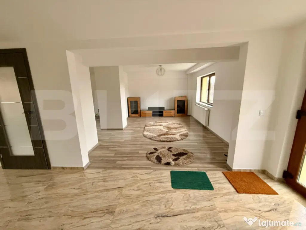 Casa renovata 2024 cu 2 apartamente separate – Rasnov