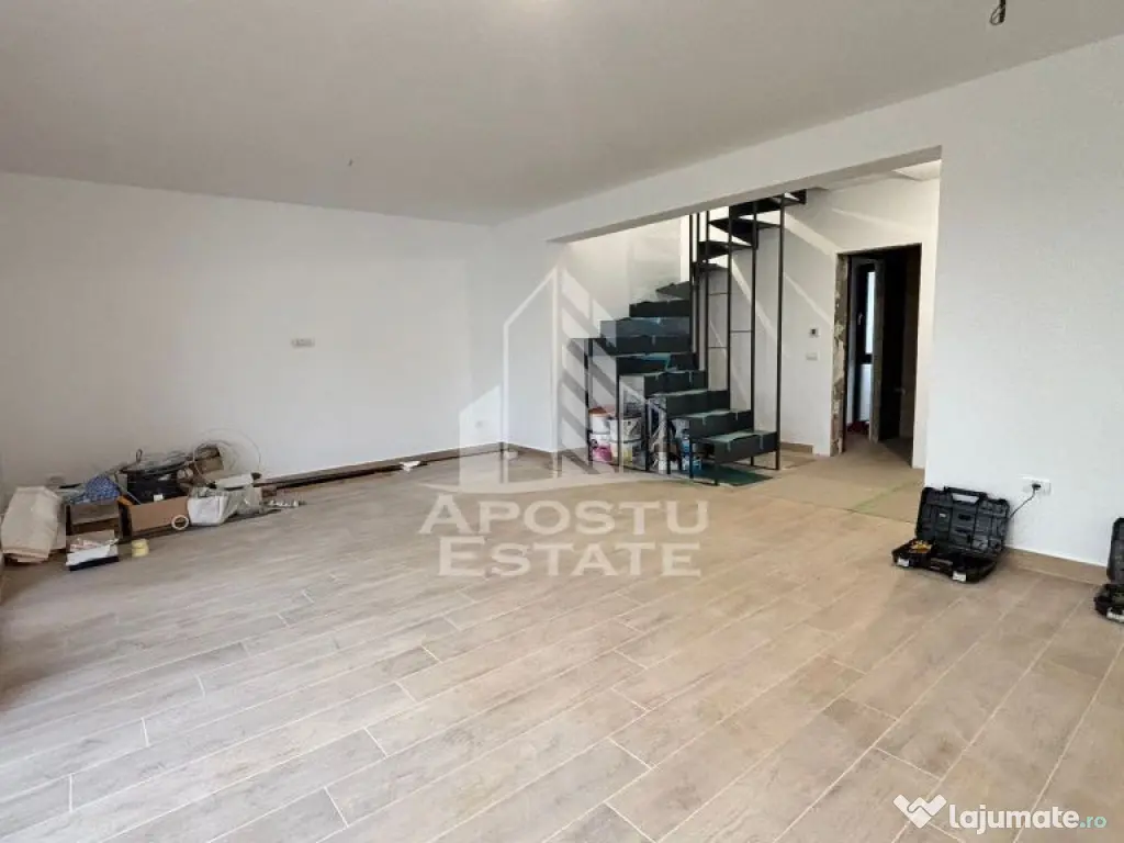 Casa individuala in zona Buziasului, carport