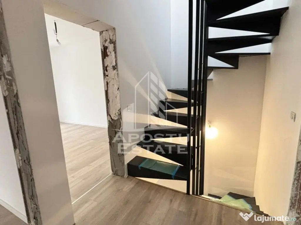 Casa individuala in zona Buziasului, carport