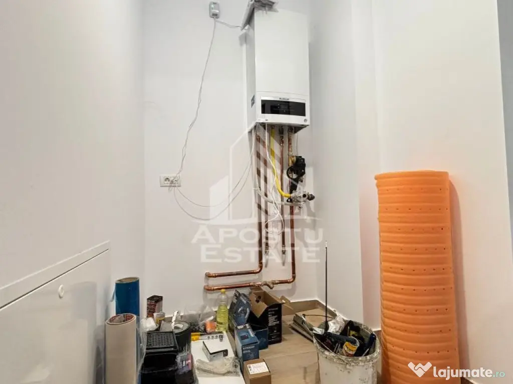 Casa individuala in zona Buziasului, carport