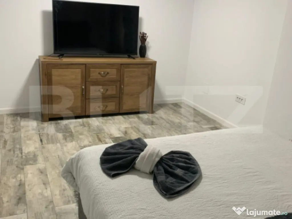 Apartament 3 camere, decomandat, la cheie, Ultracentral