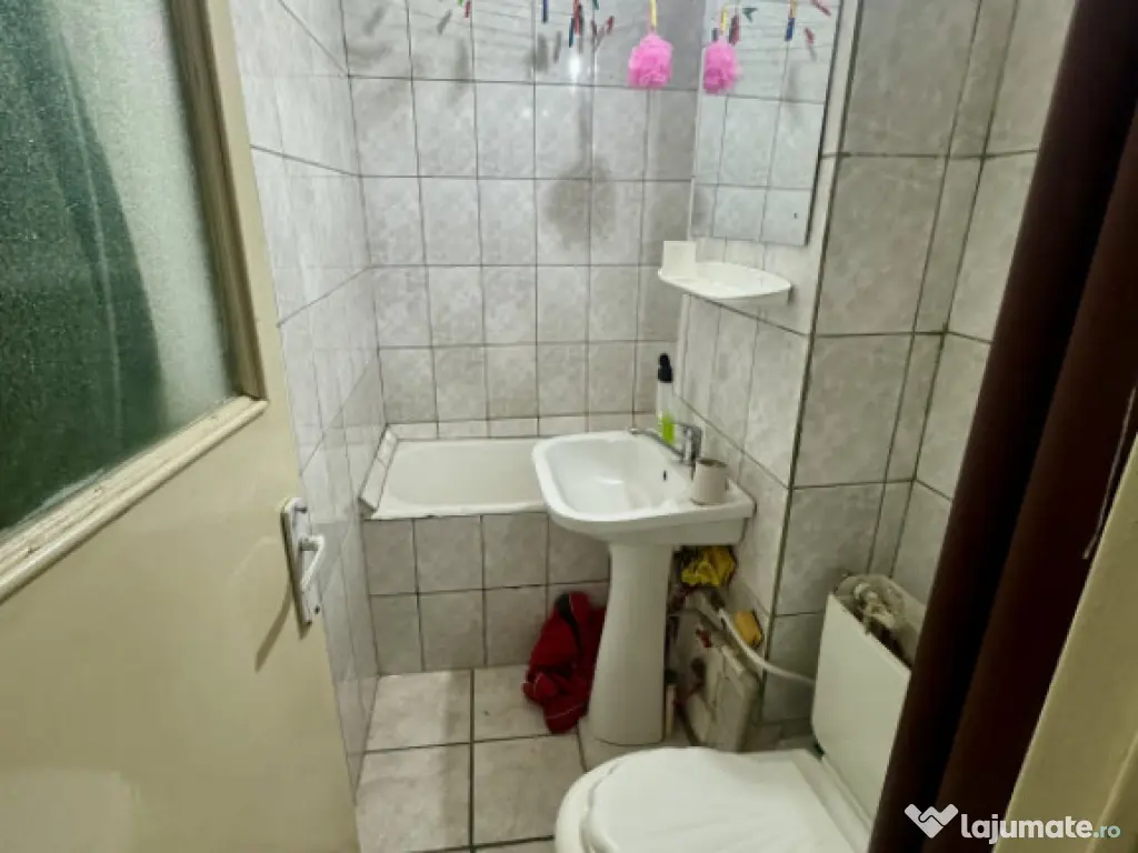 Apartament 2 camere parter- urgent 