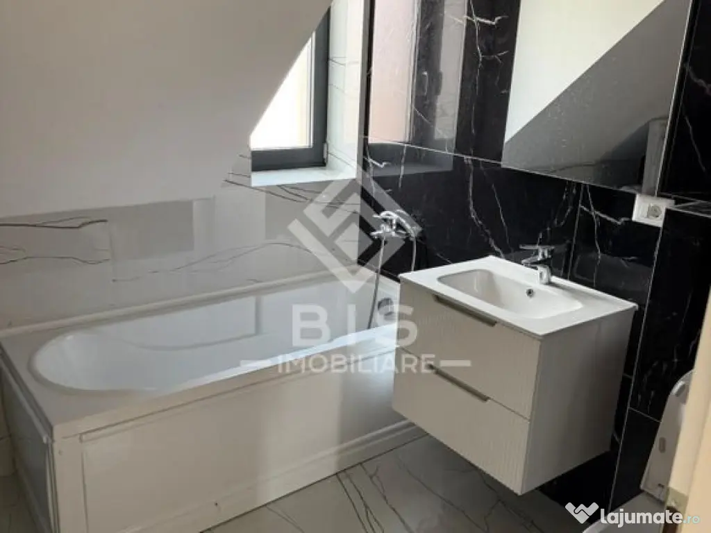 Apartament de inchiriat 4 camere - Bulevardul Republicii