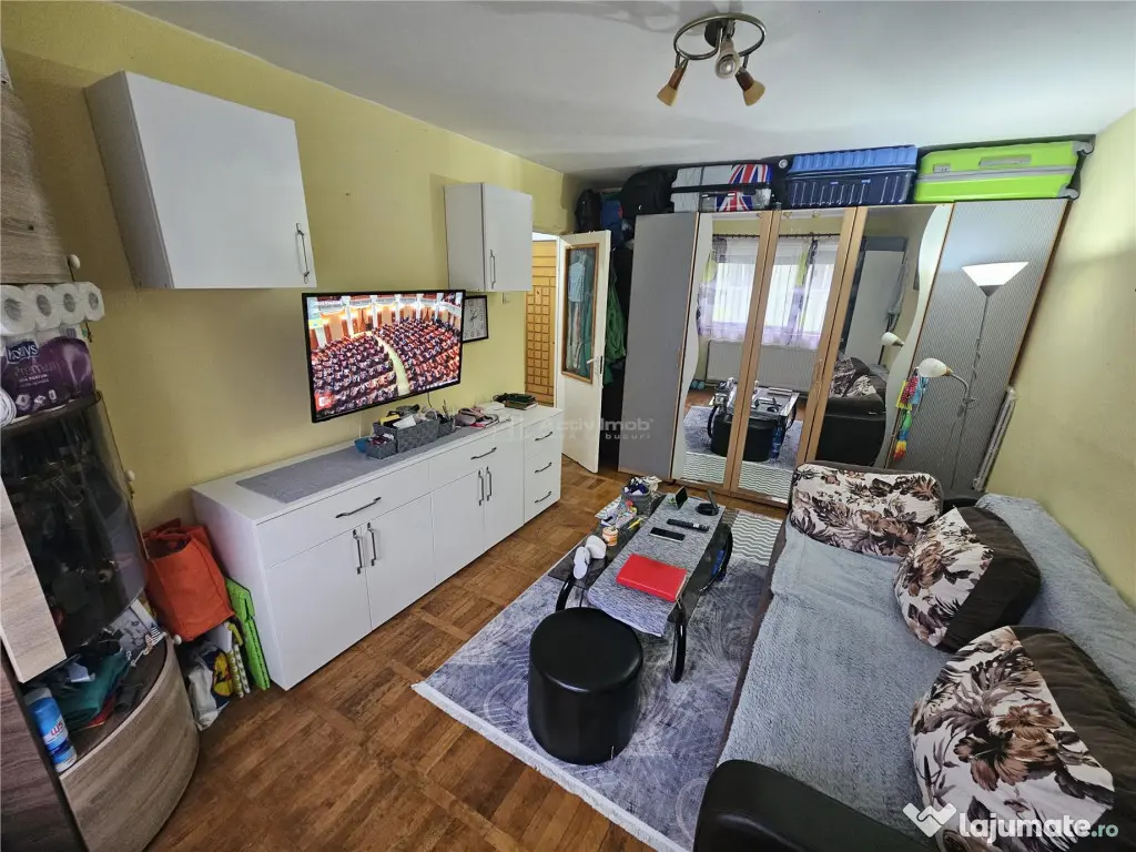 Resita, Garsoniera, Mobilata Utilata, Calea Caransebesului