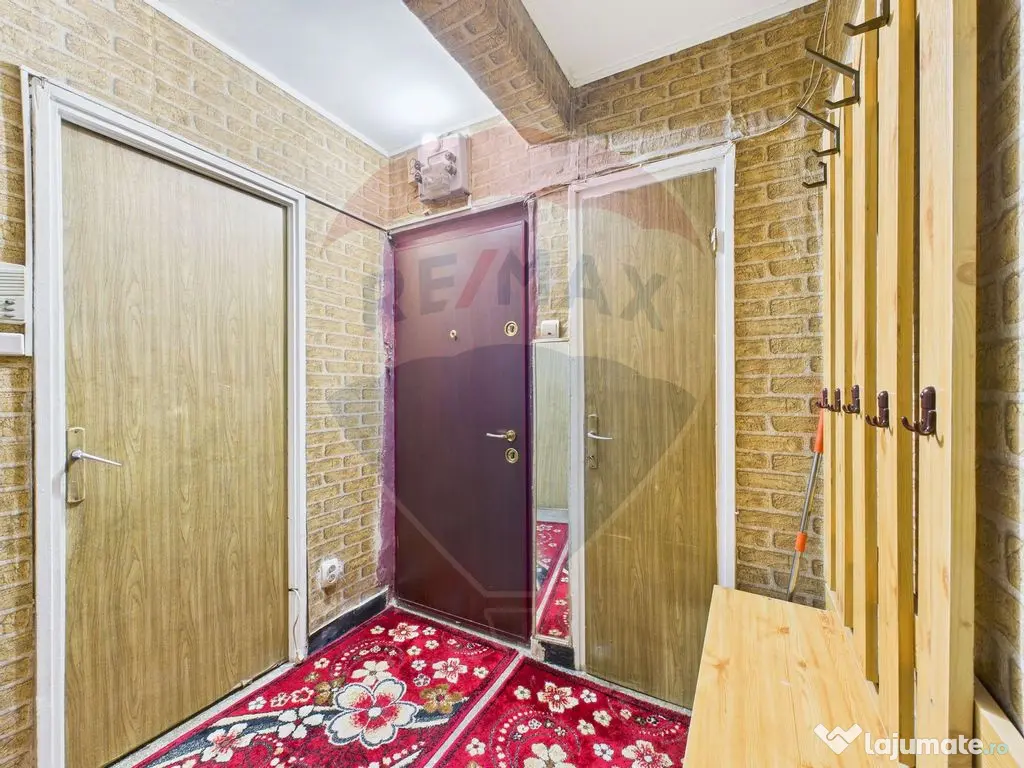 Apartament cu 2 camere de vânzare în zona Eroii Revolutiei 