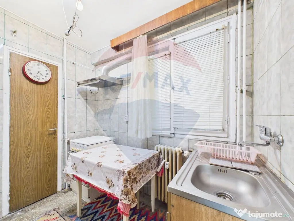 Apartament cu 2 camere de vânzare în zona Eroii Revolutiei 