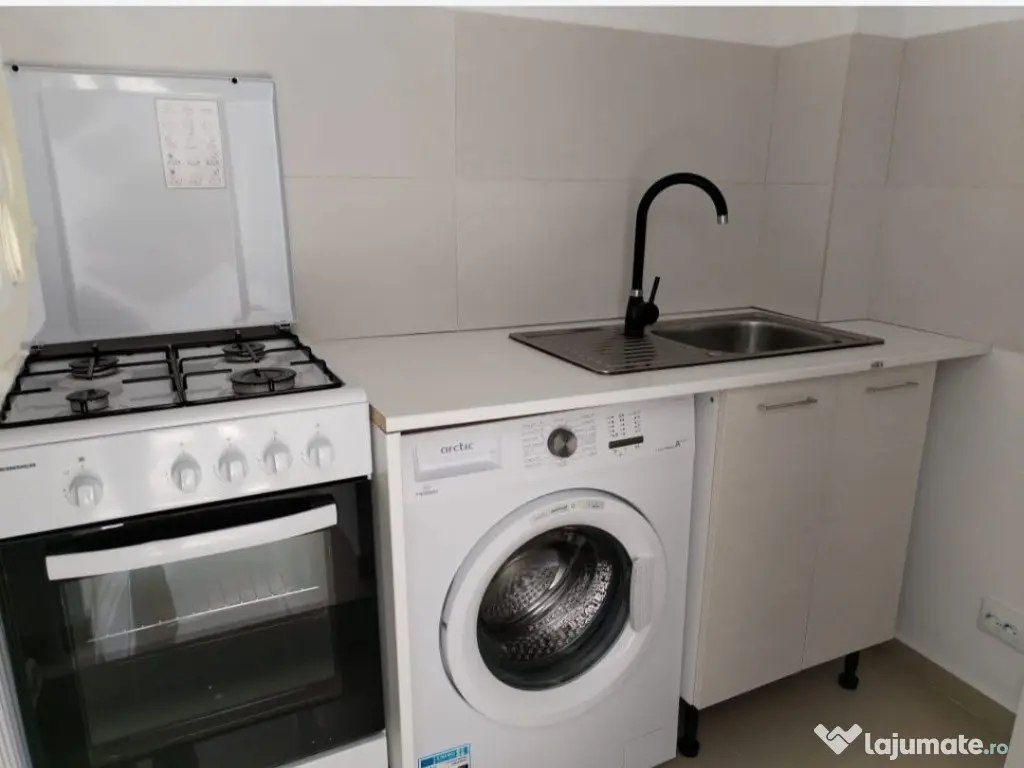 „Garsonieră de vânzare, situată în zona Alexandru, 