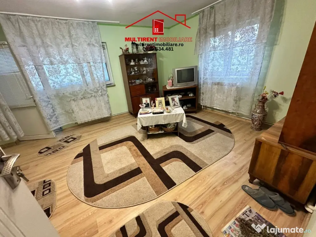 De vanzare Vila D+P+M - cartier Sud Vii -teren proprietate! 