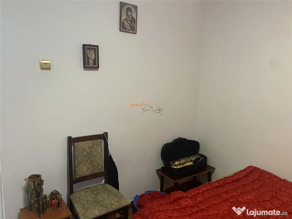 Apartament 3 camere , zona cartier Sud , decomandat, 54 mp