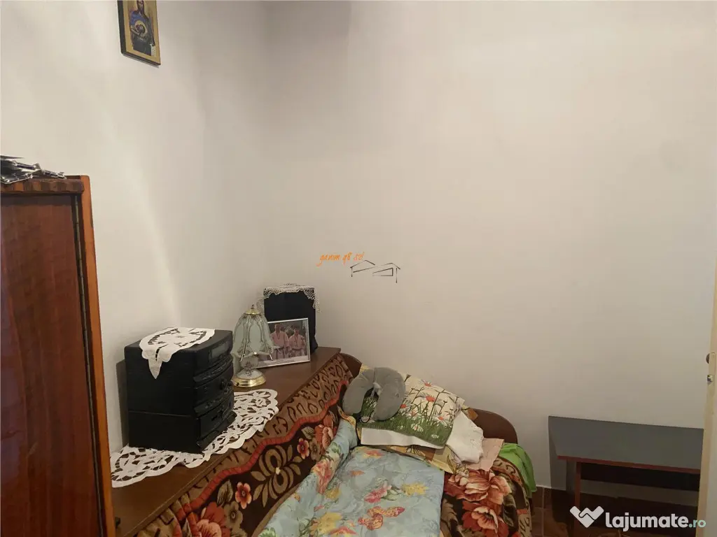 Apartament 3 camere , zona cartier Sud , decomandat, 54 mp