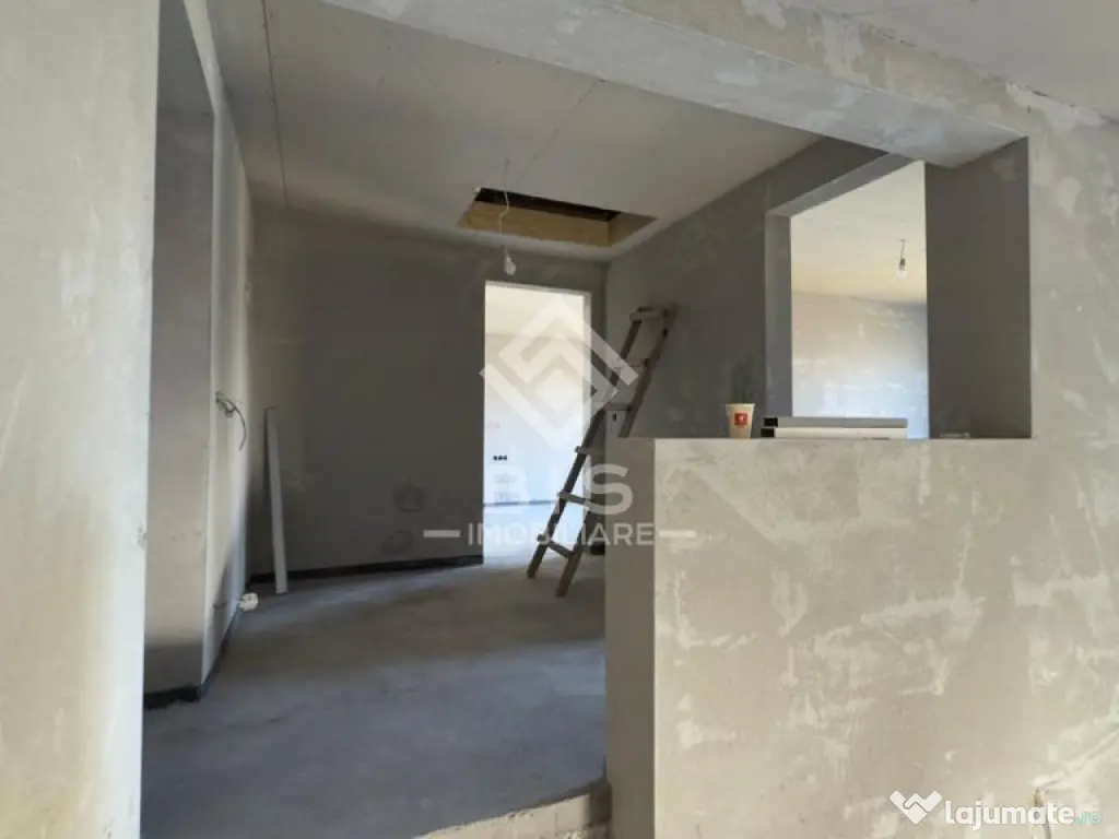 Casă 3 camere, 185mp, semifinisată, D+P+E