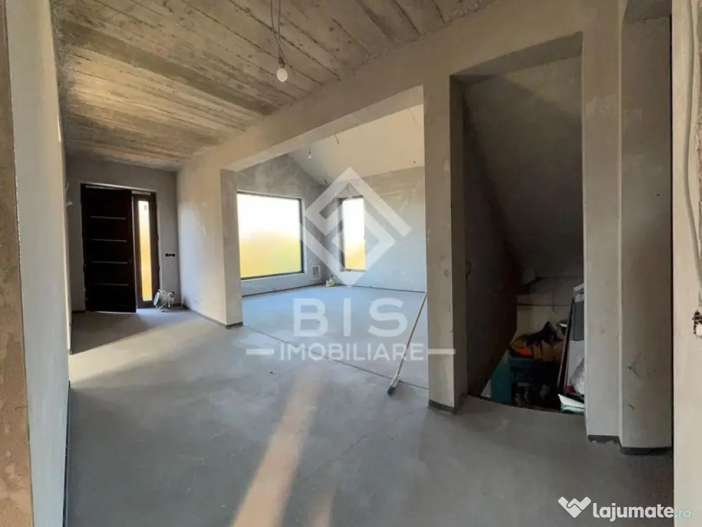 Casă 3 camere, 185mp, semifinisată, D+P+E