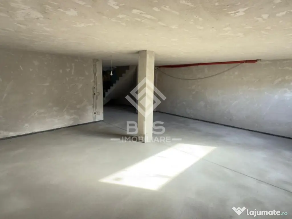 Casă 3 camere, 185mp, semifinisată, D+P+E