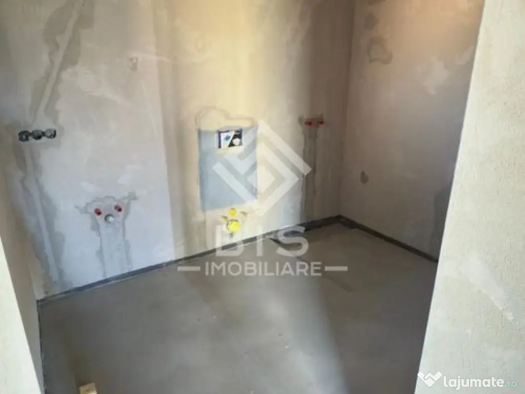 Casă 3 camere, 185mp, semifinisată, D+P+E