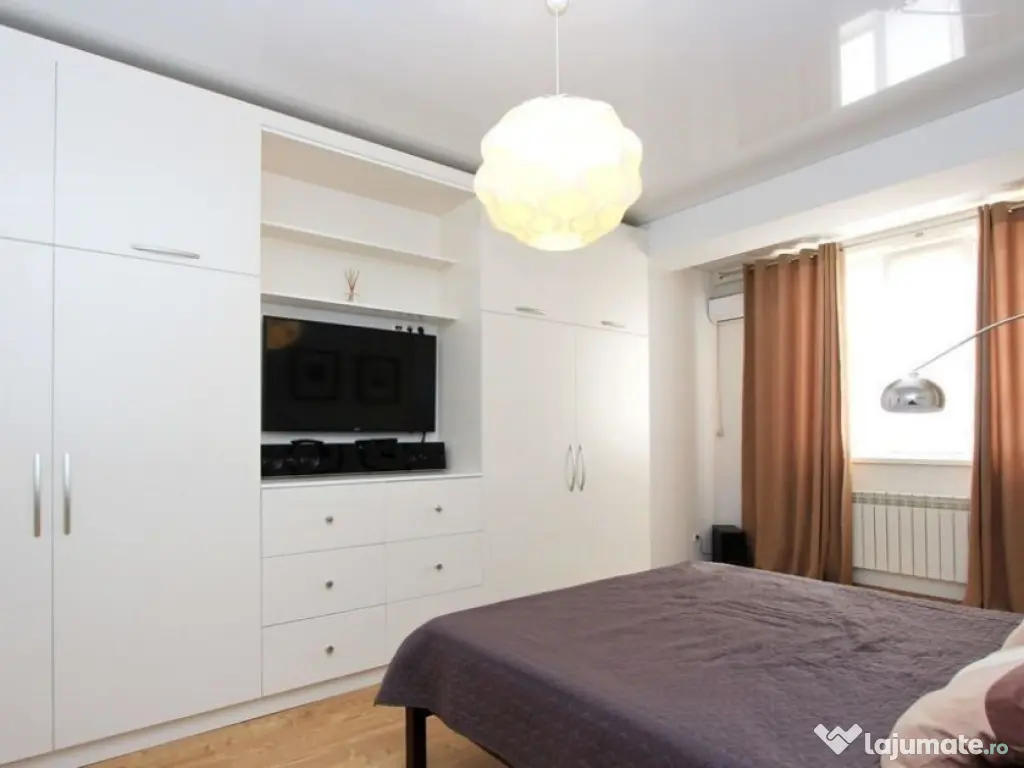 Garsoniera de inchiriat zona Piata Victoriei 