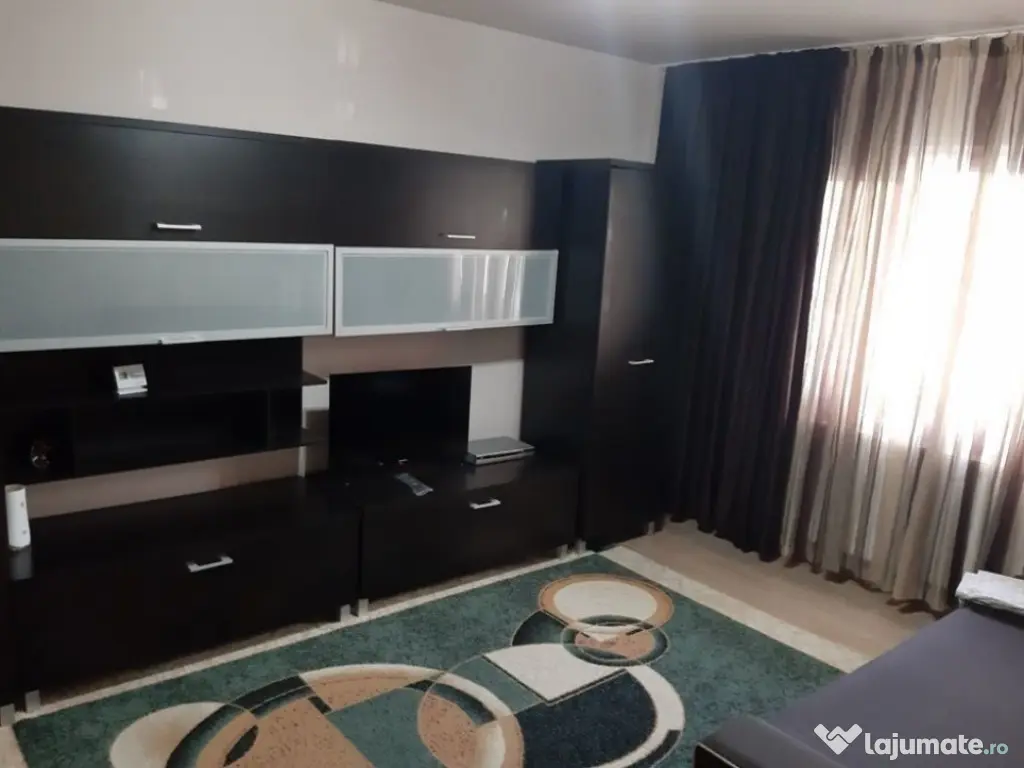 Garsoniera zona Titan