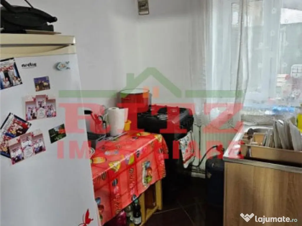 CASA DE VANZARE P 1 E 