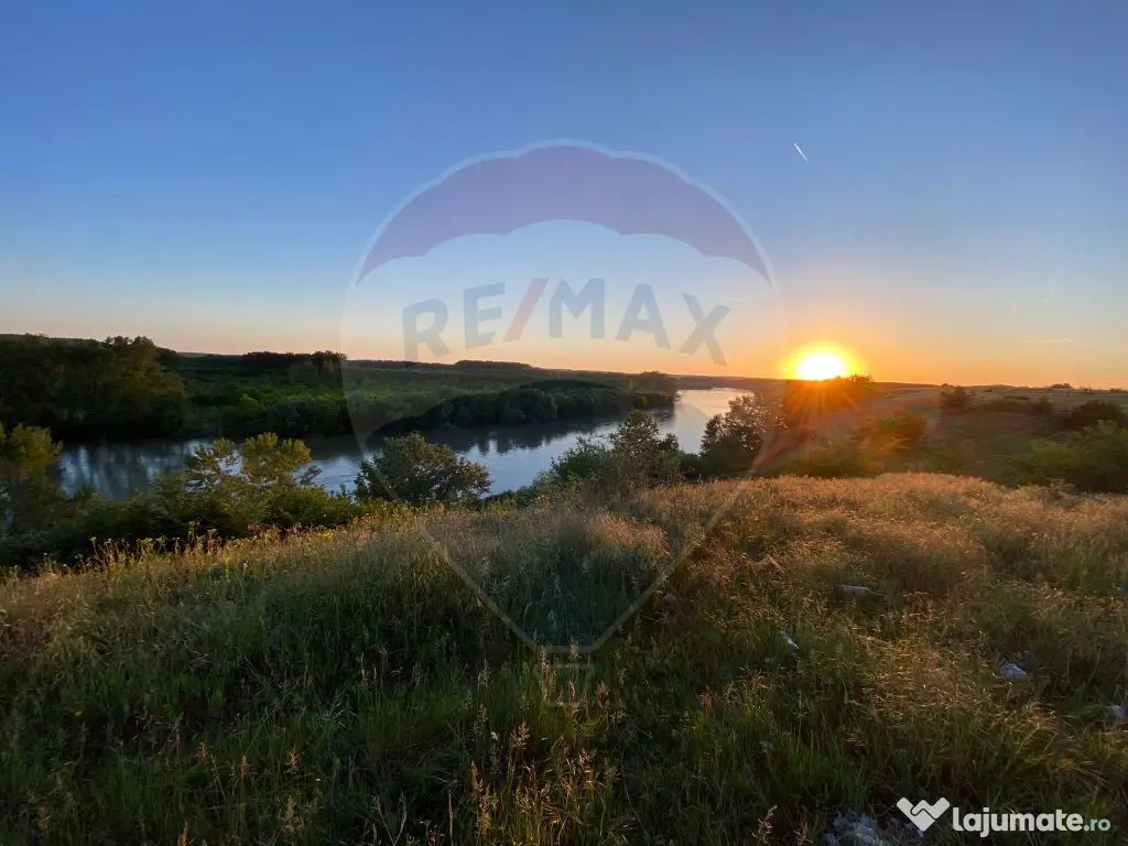 Teren 2,500mp Malu Mare / Strada Bisericii 