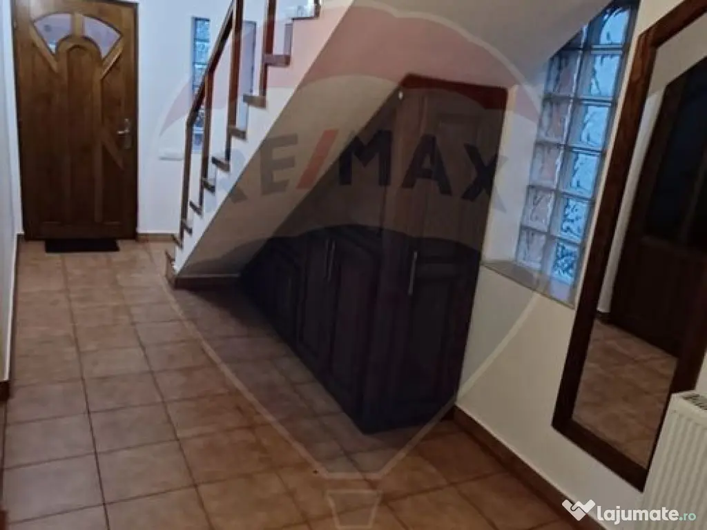 DE INCHIRIAT: Casă / Vilă P+1 - Zona Centrala BAIA MARE
