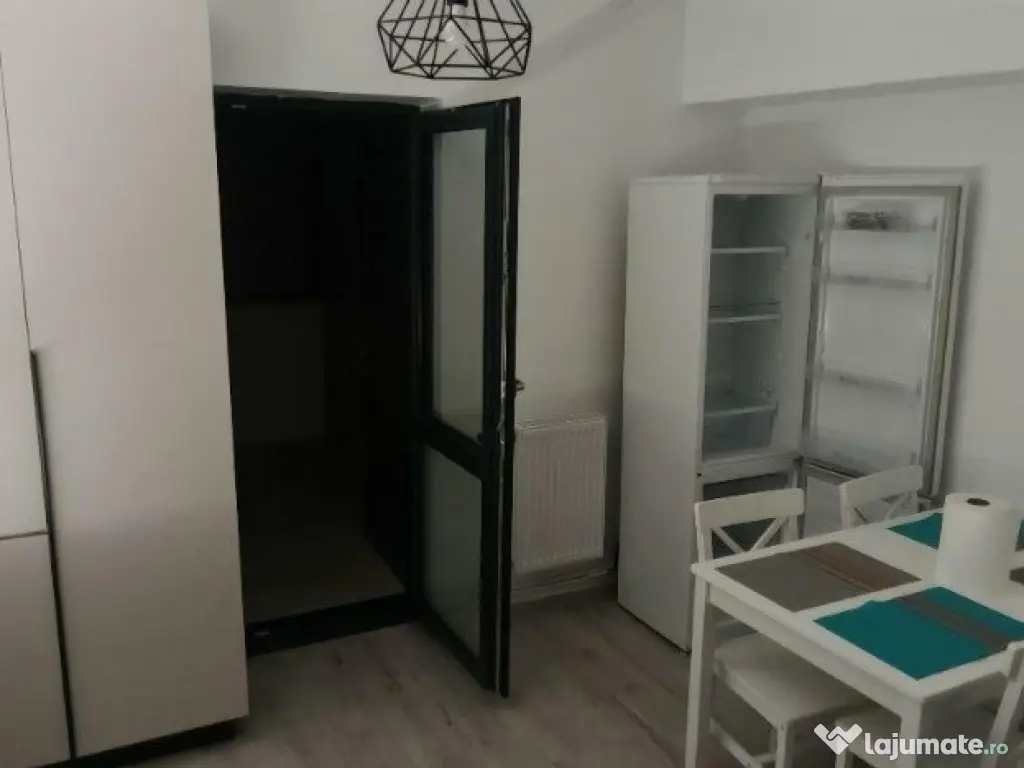Apartament 2 camere de inchiriat zona Tomis II, CENTRALA GAZ