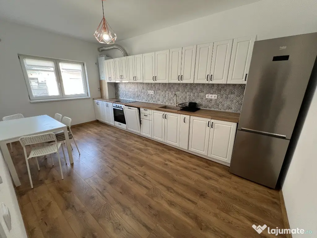 INCHIRIEZ casa 4 camere decomandate,tip duplex,zona Selimbar 