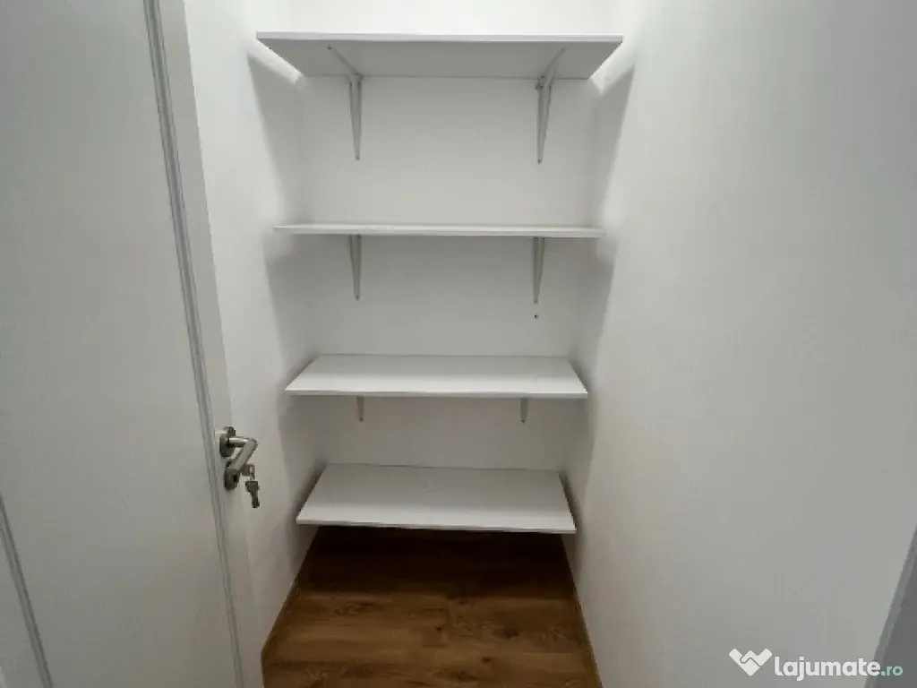 INCHIRIEZ casa 4 camere decomandate,tip duplex,zona Selimbar 