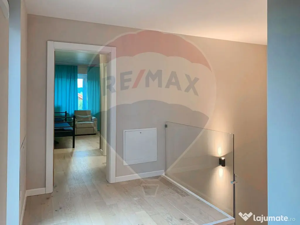 Casă ultramodernă cu 4 dormitoare, de închiriat, carti...