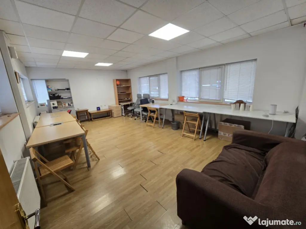 Casa la curte individuala Sector 4 (M Eroii Revolutiei) 