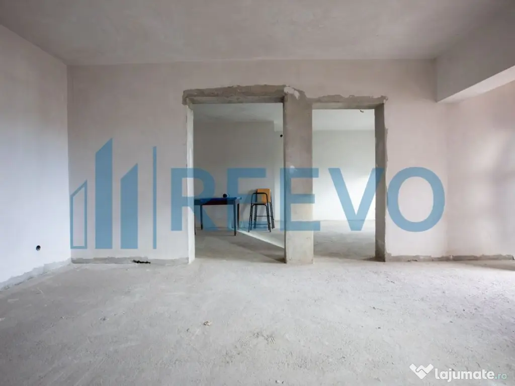 Vilă modernă în Cartierul CFR, cu mansardă și garaj 