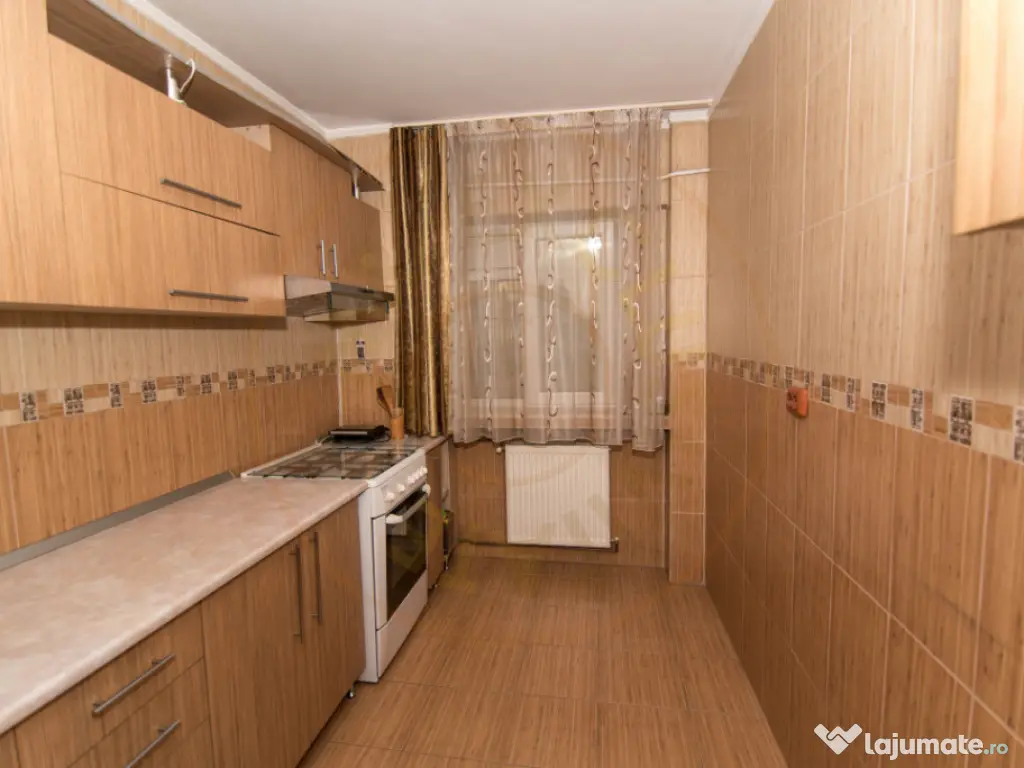 Apartament 3 camere renovat, mobilat, gata de mutat! 