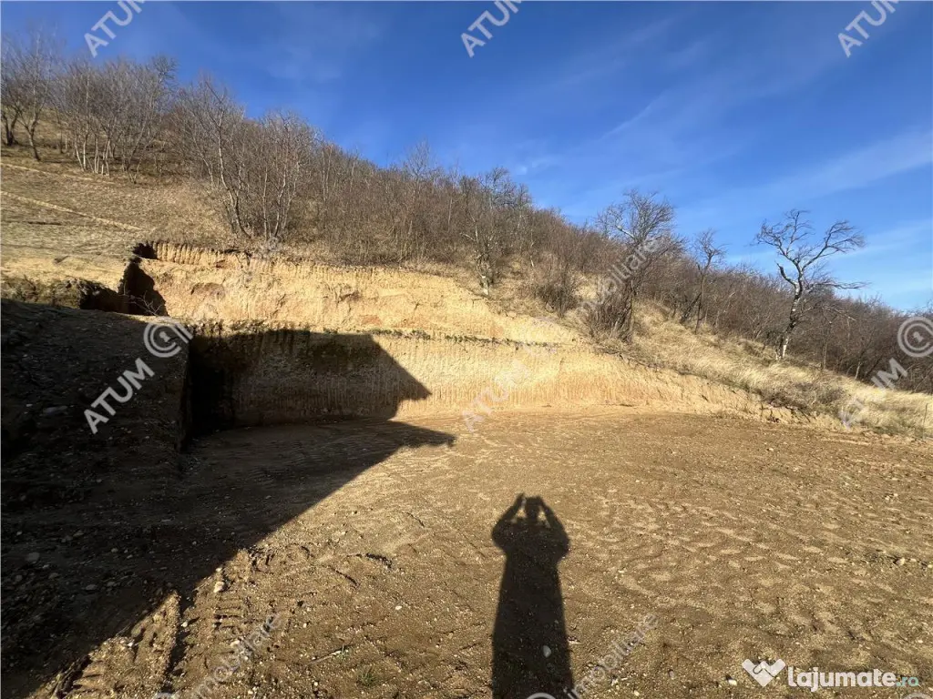 Teren intravilan de 1641 mp cu PUZ aprobat si utilitati in C 