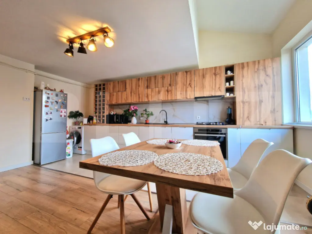 Apartament modern cu 4 camere, 100 mp, parcare, zona Somesul