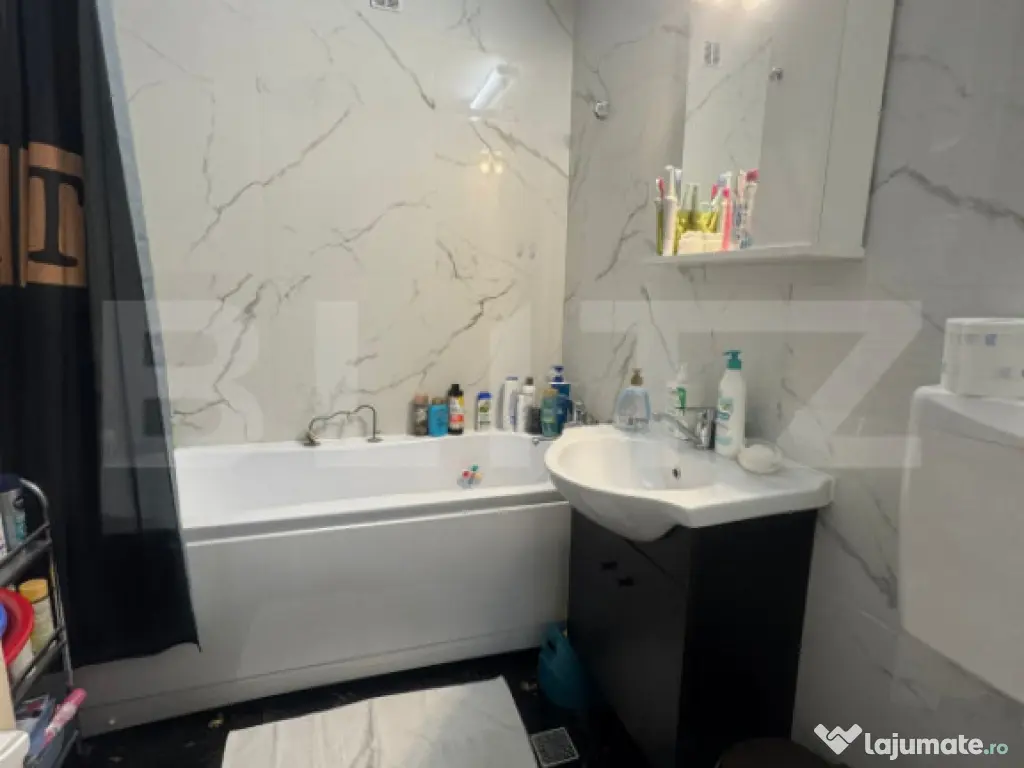 Apartament de vânzare – zonă excelentă și liniștită