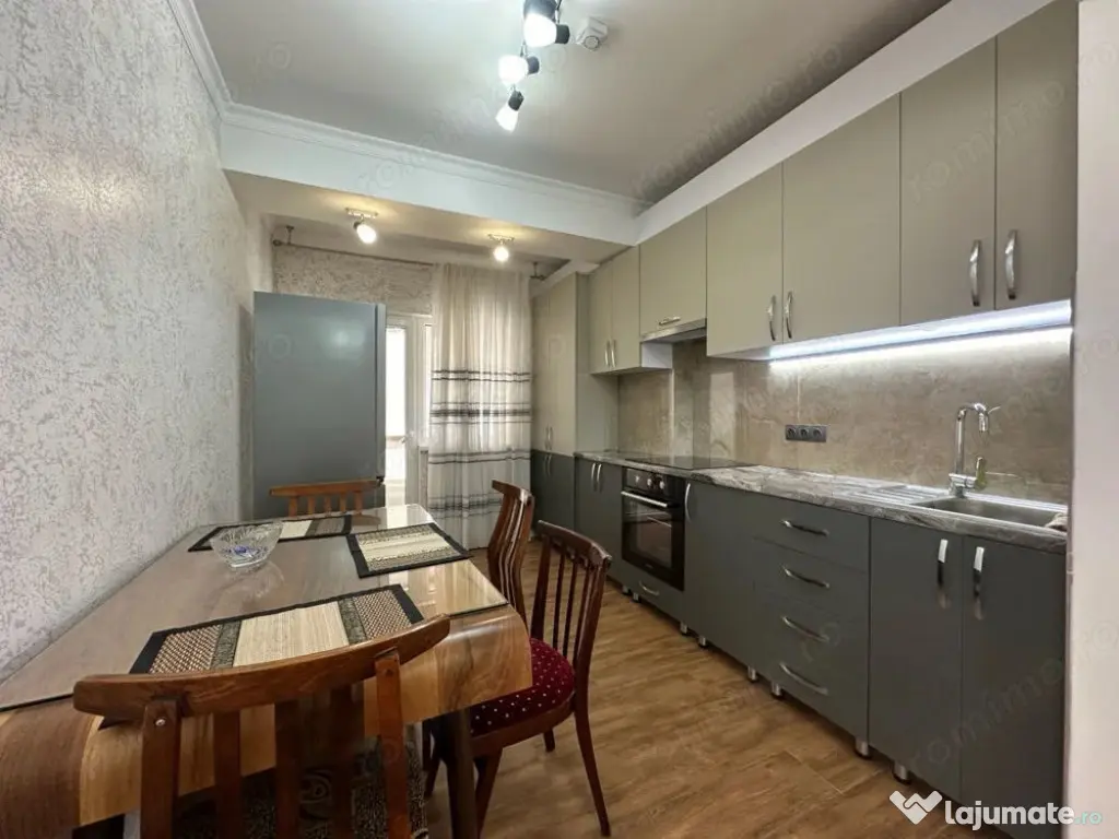 Se ofera spre inchiriere apartament 3 camere in zona Fizicienilor